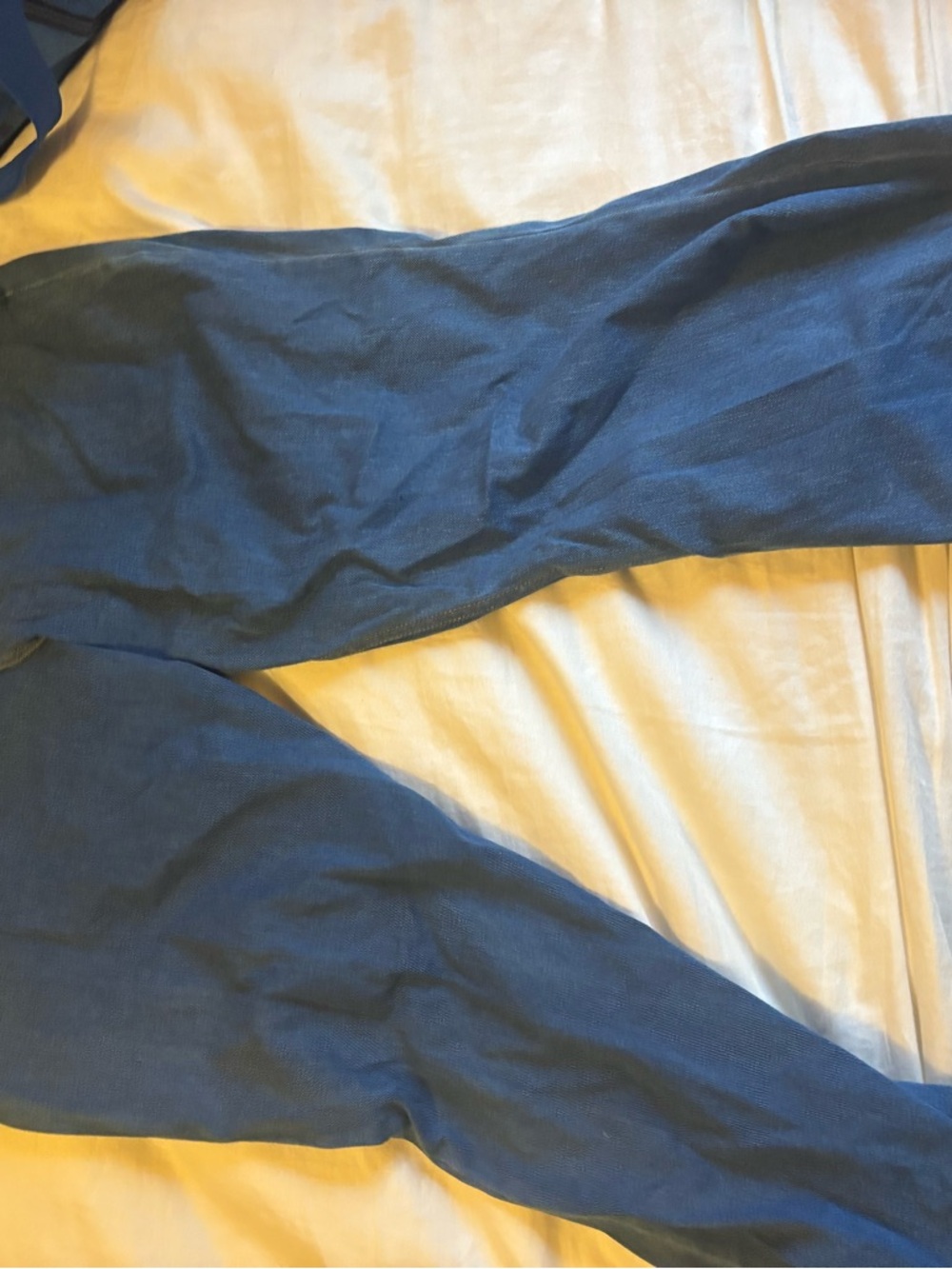 HALARA Dark Blue Denim-Look Leggings with Contrast Stitching
